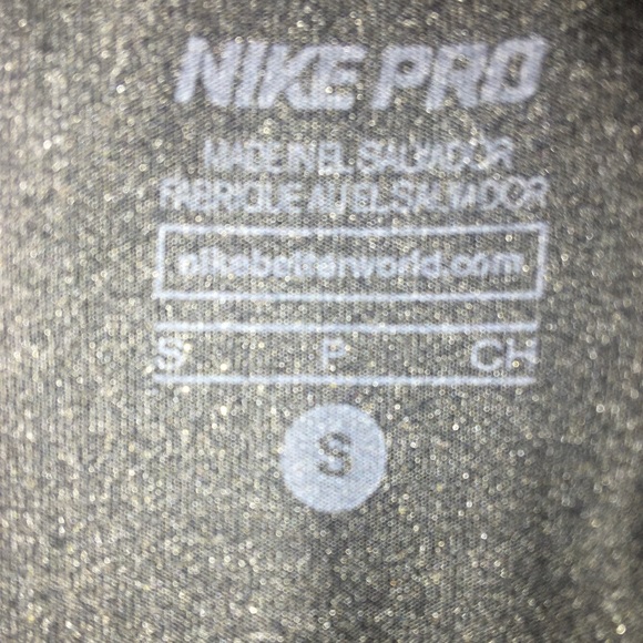 Nike Tank! ⛹️‍♀️ - Picture 3 of 4